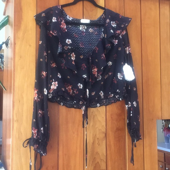 Altar’d State Boho Cinch Waist Crop Top NWT - Picture 3 of 7